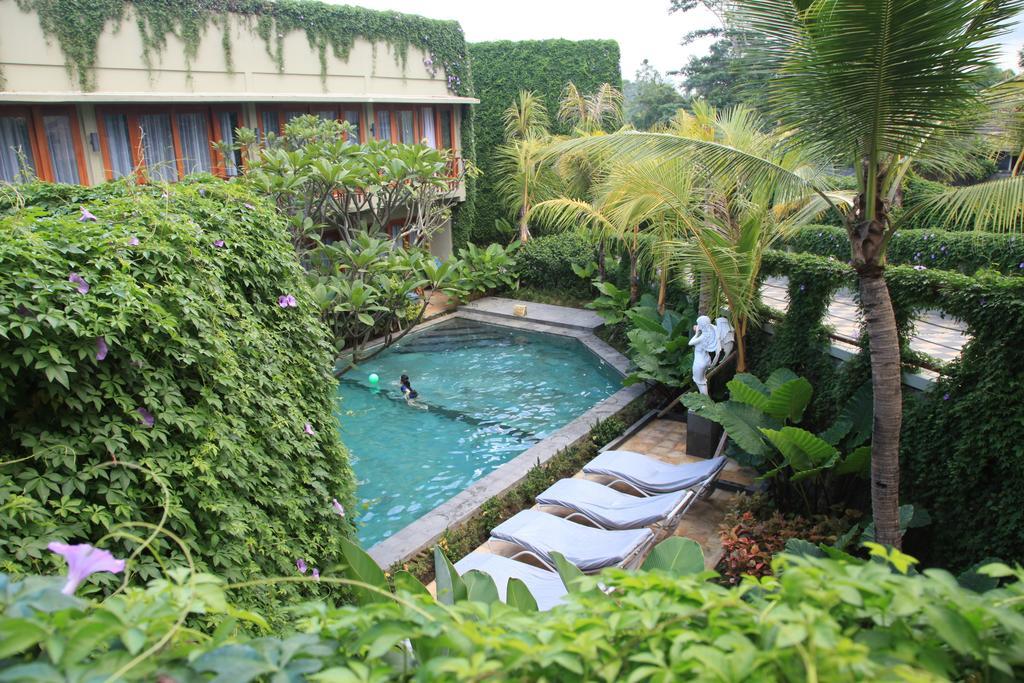 Ubud Wana Resort Exterior photo